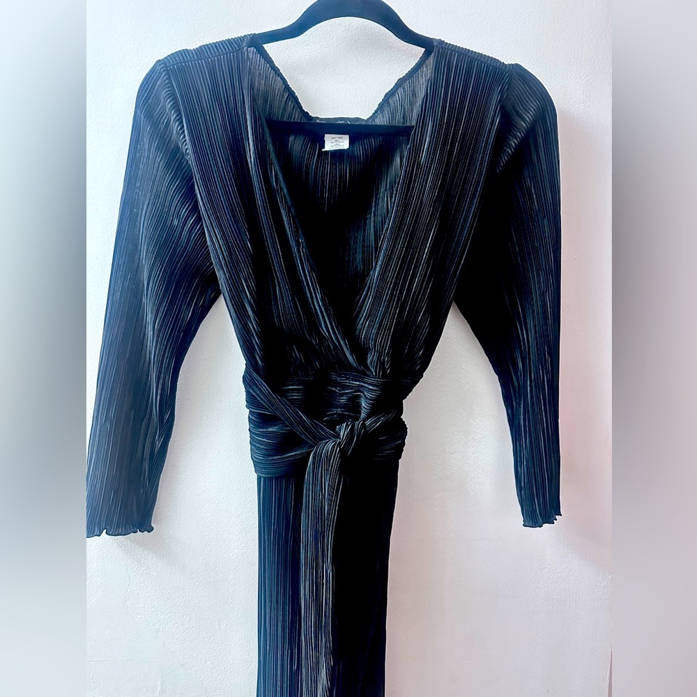All That Jazz Black Ribbed MIDI Dress